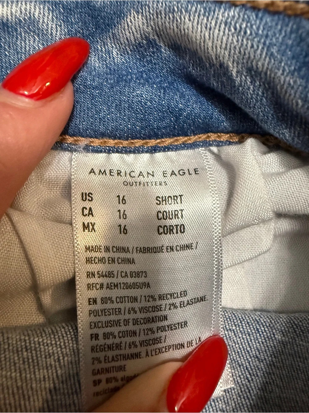American Eagle Outfitters Light Blue Distressed Skinny Jeans - Picture 5 of 6